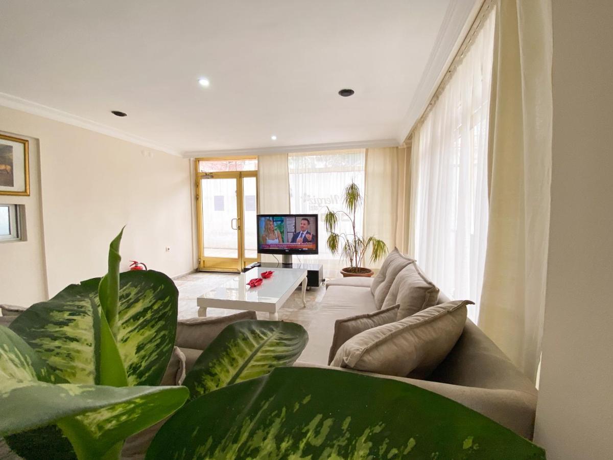 Nergiz Boutique Hotel Анталия Екстериор снимка